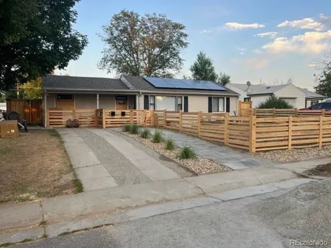 822 Geneva Street