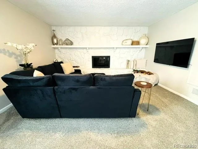 822 Geneva Street Aurora, CO 80010