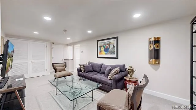 463 Locust Street Denver, CO 80220
