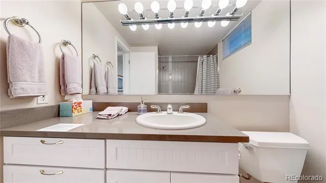 463 Locust Street Denver, CO 80220