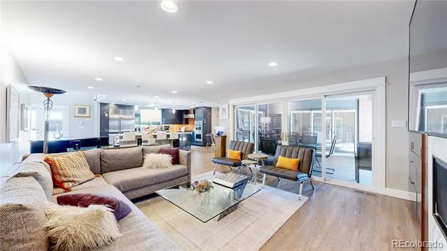 463 Locust Street Denver, CO 80220