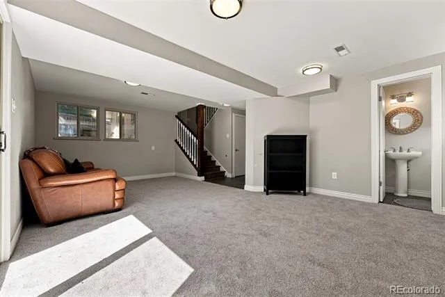 11548 W 39th Avenue Wheat Ridge, CO 80033
