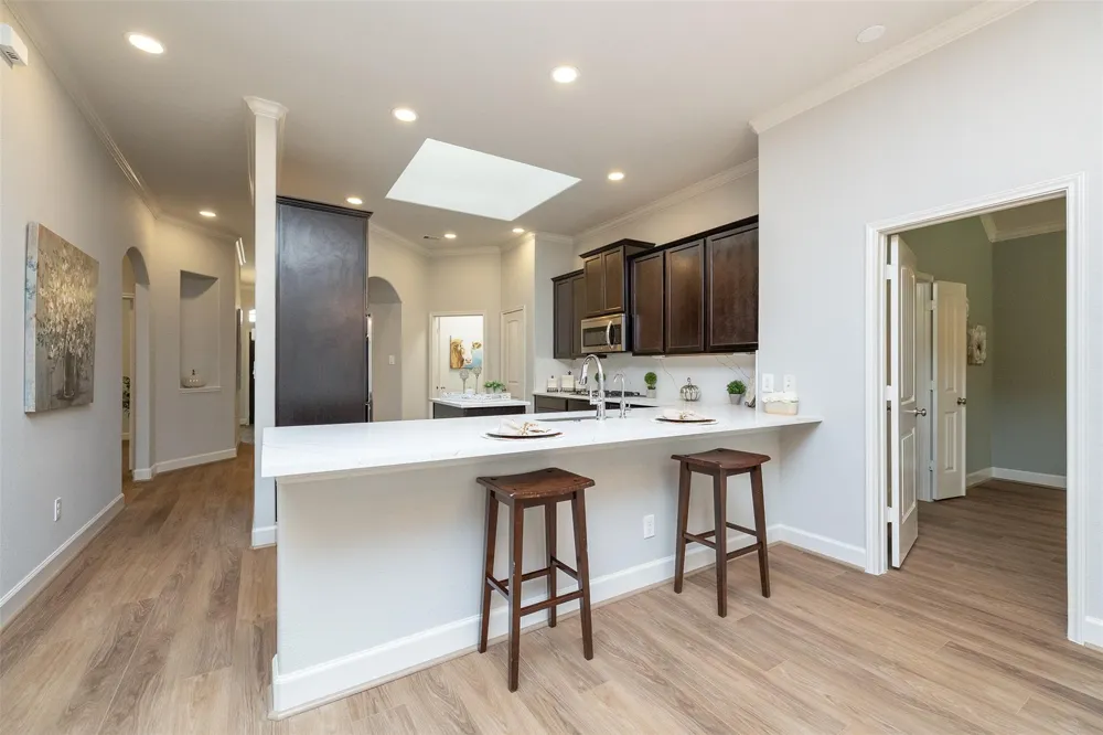 10722 Sir Alex Drive Tomball, TX 77375