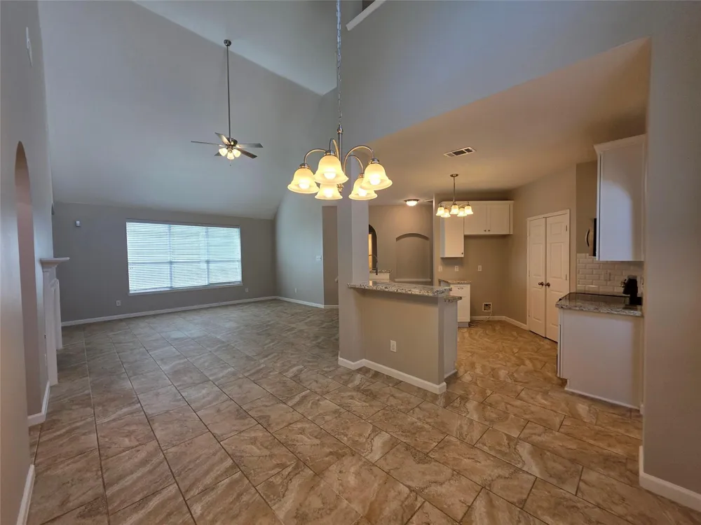 1425 Mija Lane Seabrook, TX 77586