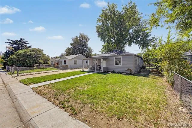 6970 Reno Drive Arvada, CO 80002