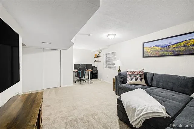 22 Heritage Avenue Castle Rock, CO 80104