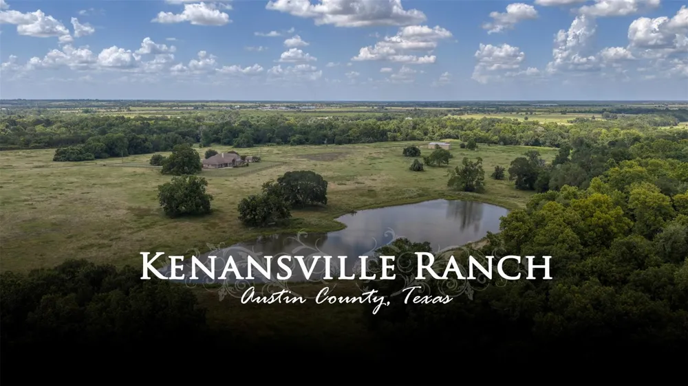 12412 E Ueckert Road Bellville, TX 77418