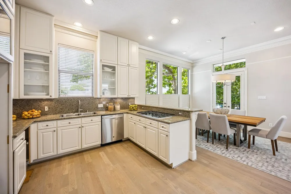 1477 Missouri Street Houston, TX 77006