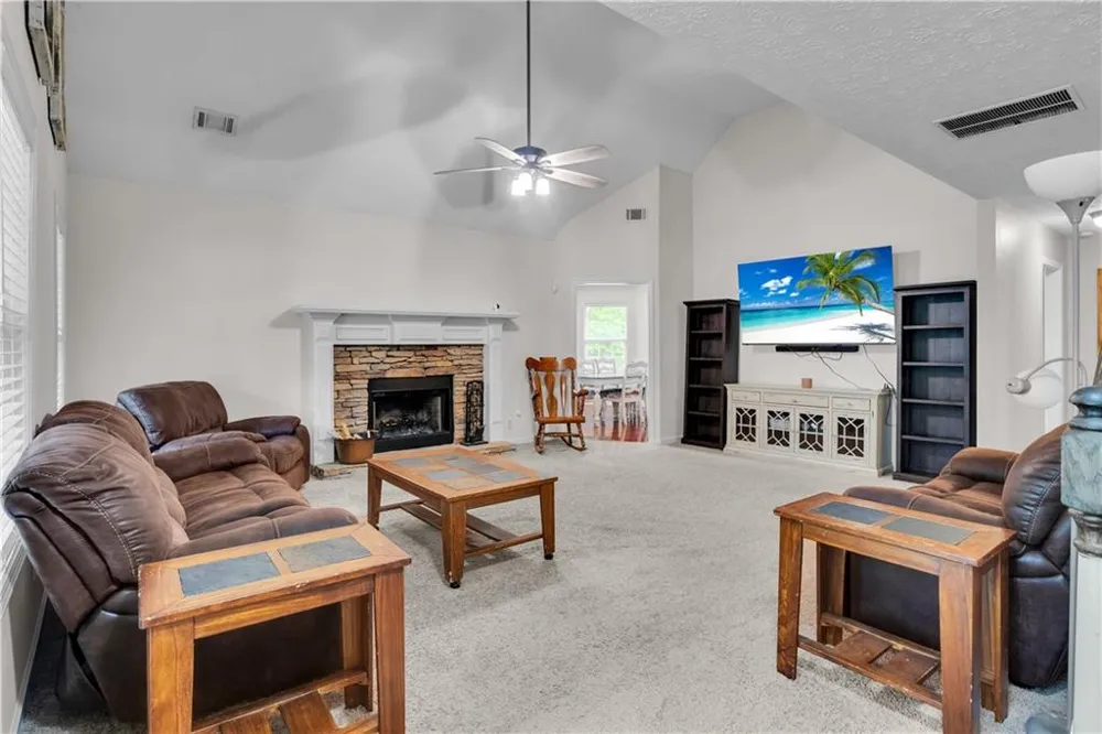 149 Marina Circle Jackson, GA 30233