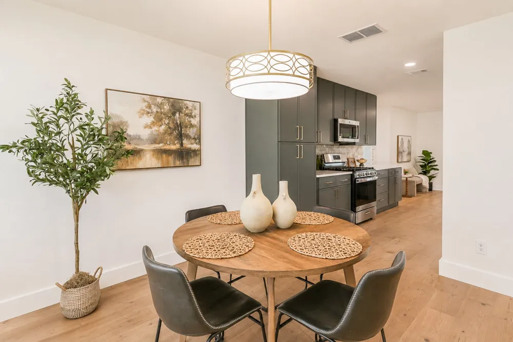 9911 Woodshire Drive Austin, TX 78748