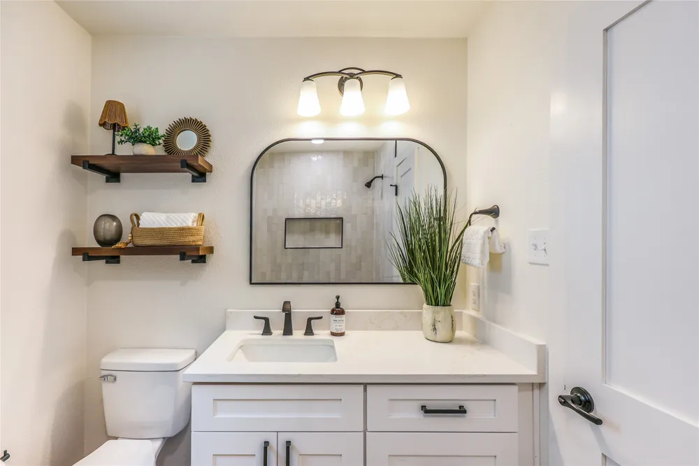9911 Woodshire Drive Austin, TX 78748