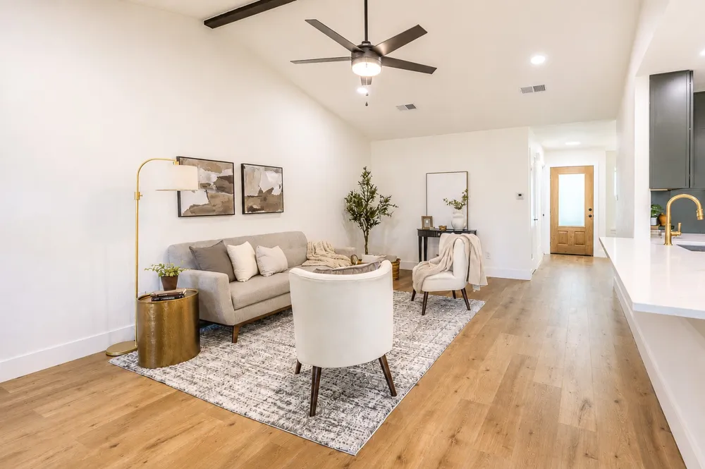 9911 Woodshire Drive Austin, TX 78748