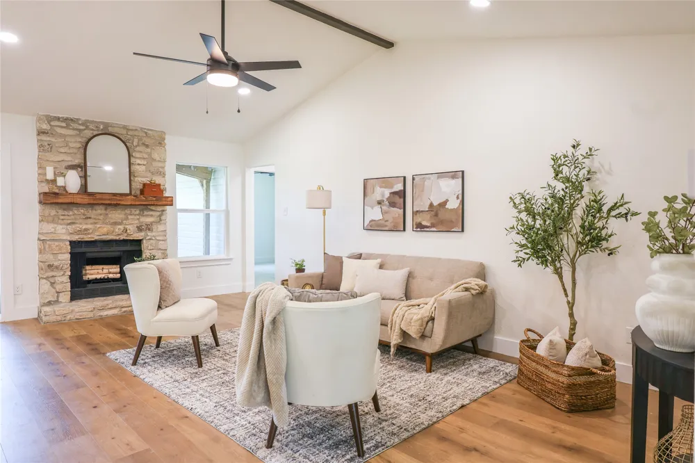 9911 Woodshire Drive Austin, TX 78748