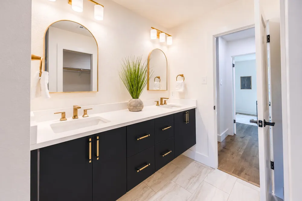 9911 Woodshire Drive Austin, TX 78748