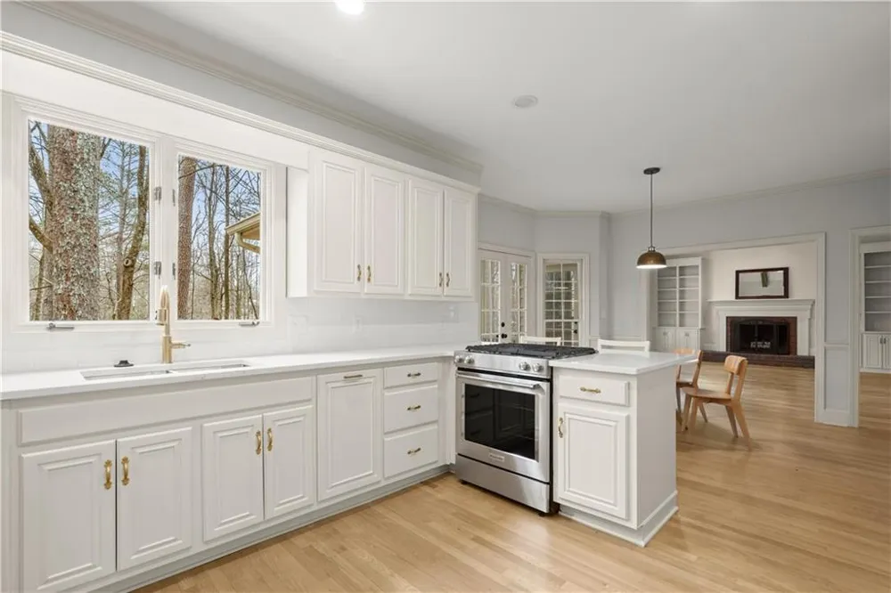 5435 Hoylake Court Johns Creek, GA 30097