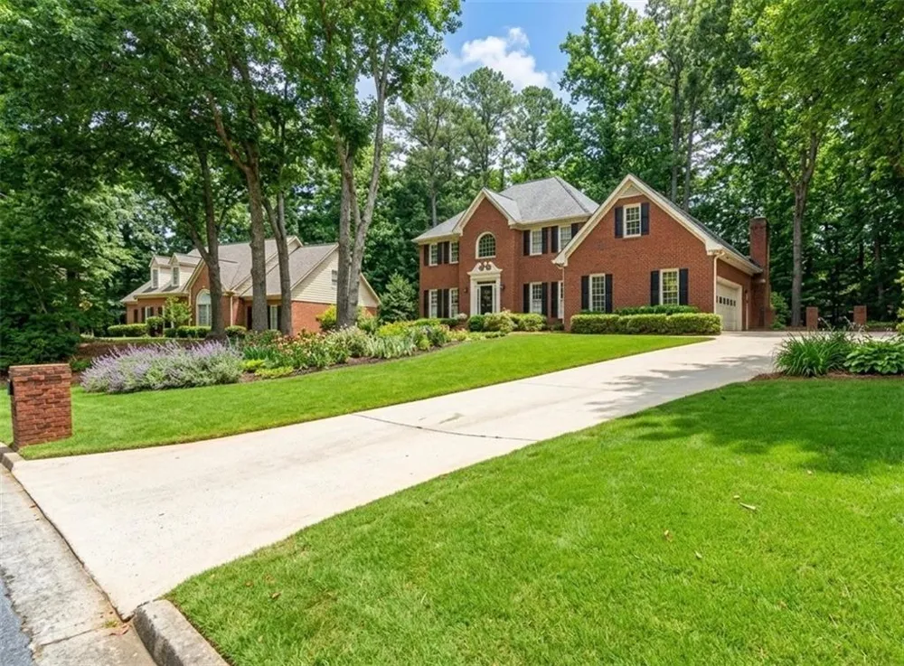 5435 Hoylake Court Johns Creek, GA 30097
