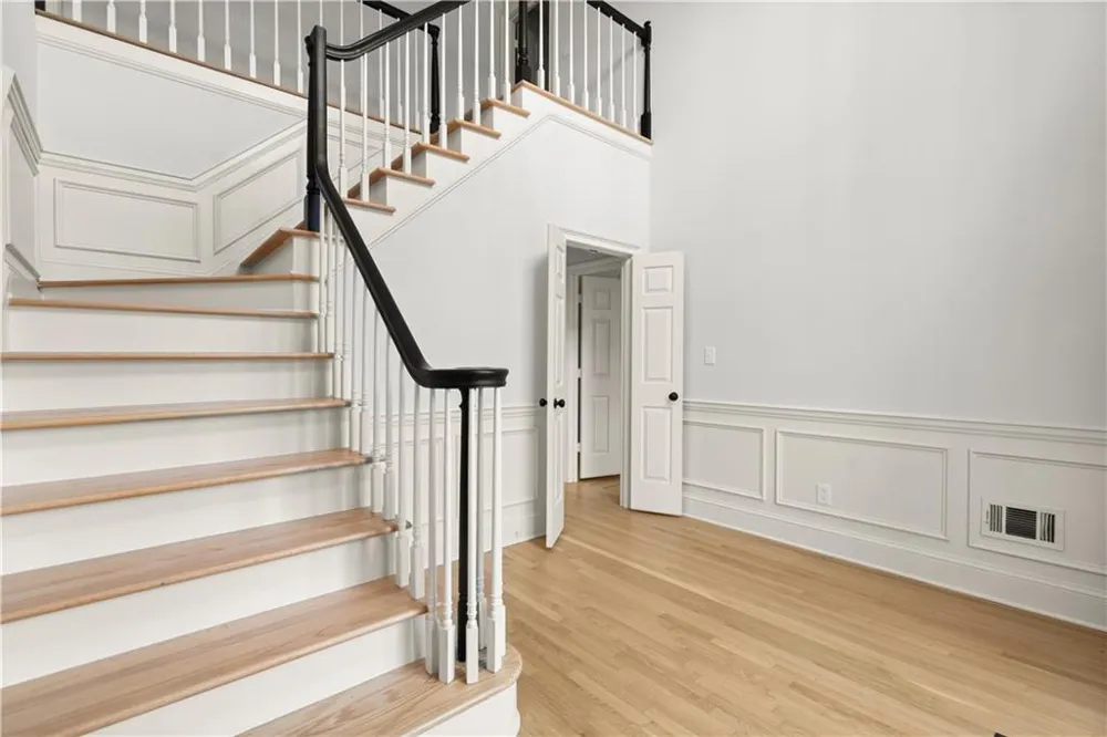 5435 Hoylake Court Johns Creek, GA 30097