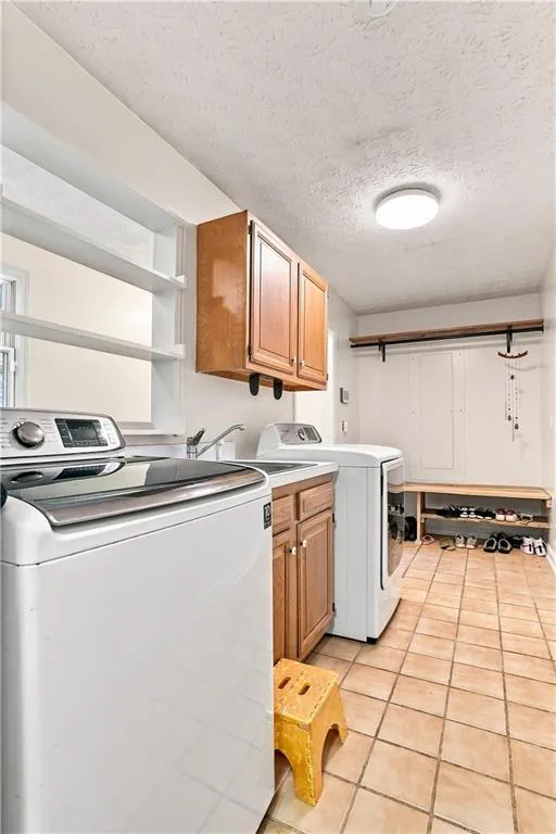 6250 White Mill Road Fairburn, GA 30213