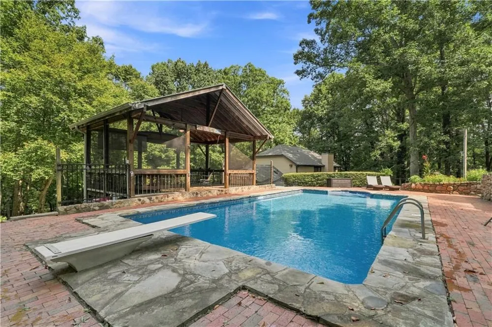 6250 White Mill Road Fairburn, GA 30213
