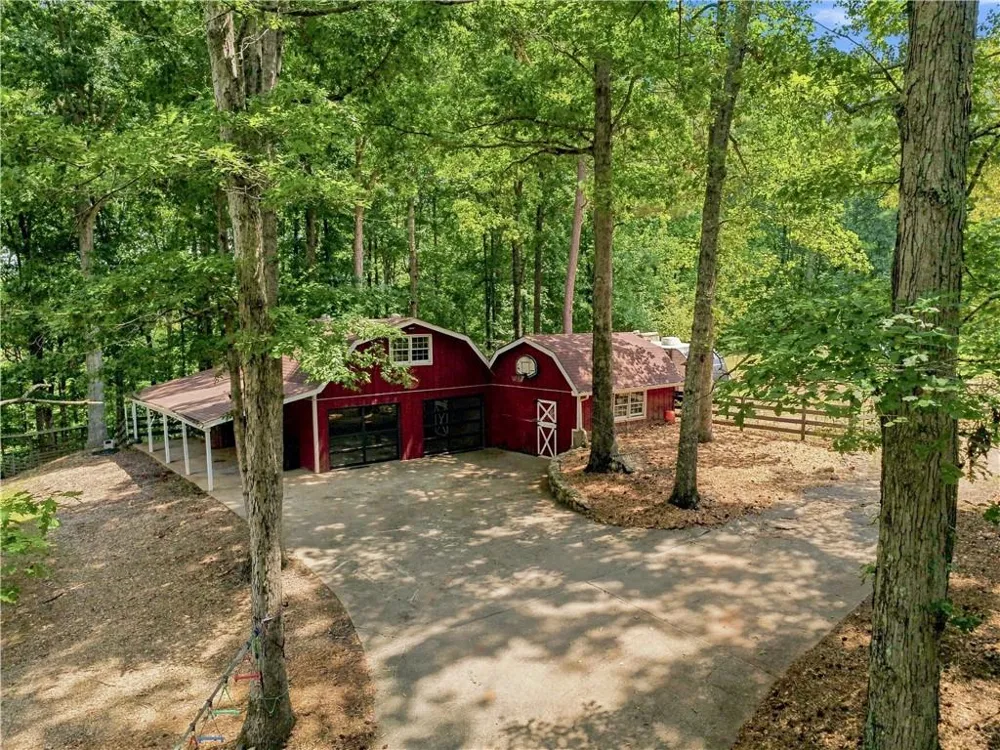 6250 White Mill Road Fairburn, GA 30213