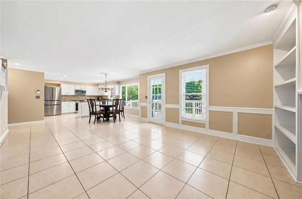 4585 Hunting Hound Lane Marietta, GA 30062