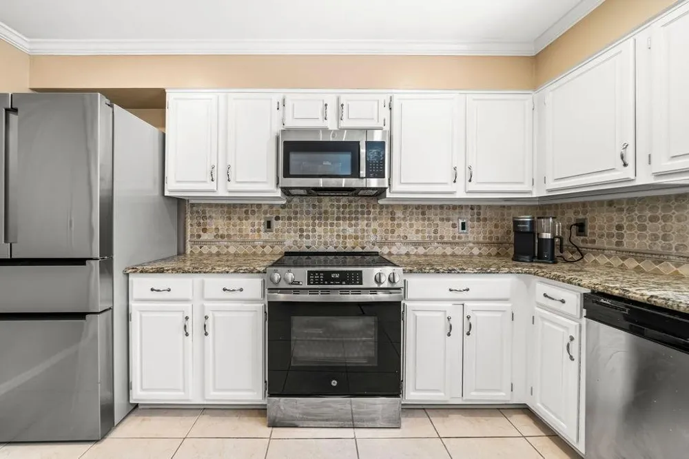 4585 Hunting Hound Lane Marietta, GA 30062