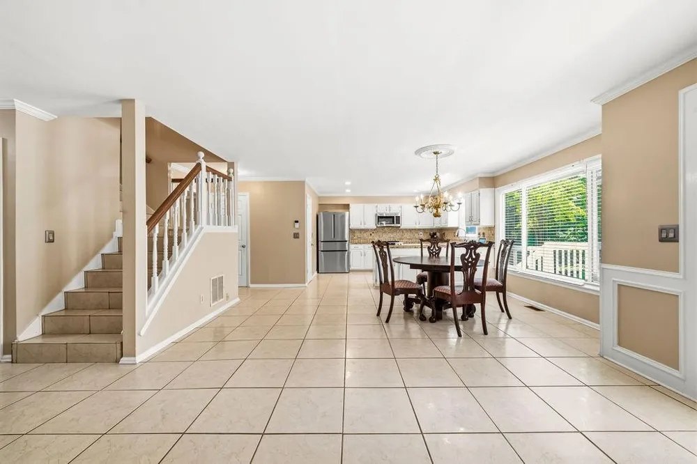 4585 Hunting Hound Lane Marietta, GA 30062