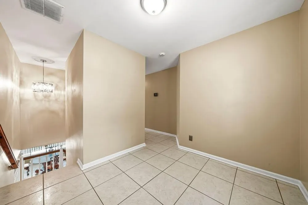 4585 Hunting Hound Lane Marietta, GA 30062