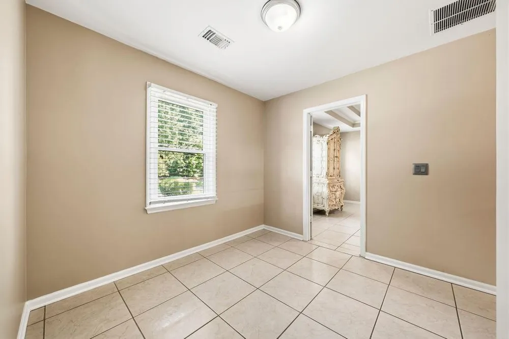4585 Hunting Hound Lane Marietta, GA 30062