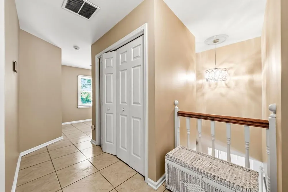 4585 Hunting Hound Lane Marietta, GA 30062