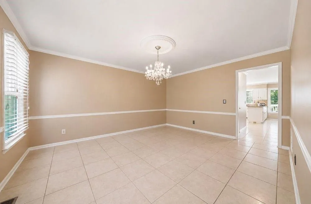 4585 Hunting Hound Lane Marietta, GA 30062