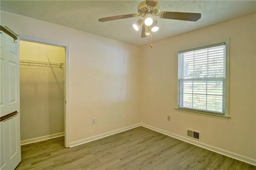 6428 Paradise Point Road Flowery Branch, GA 30542