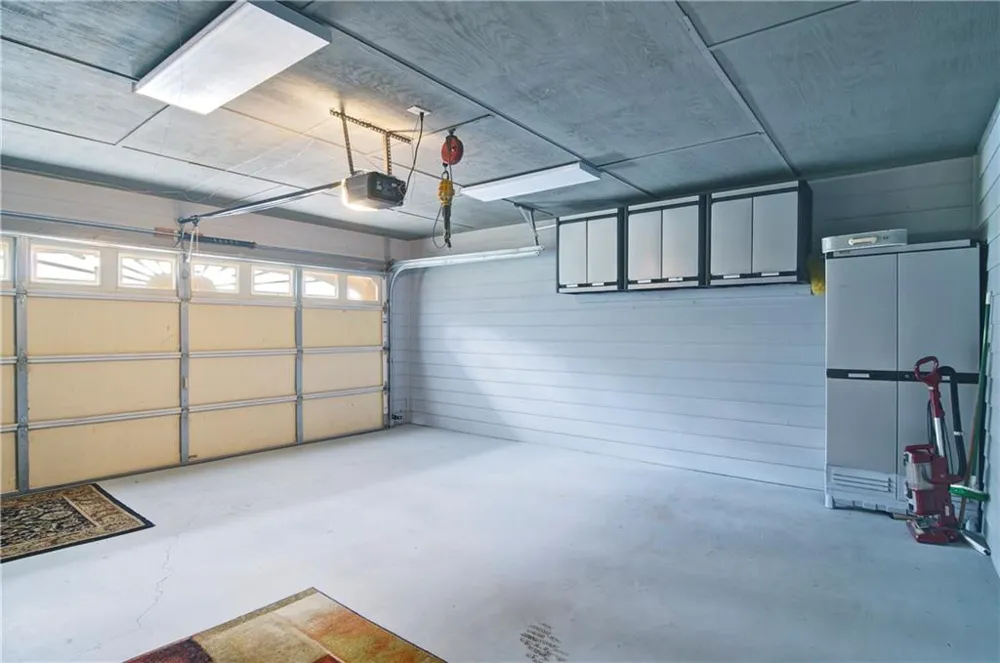 6428 Paradise Point Road Flowery Branch, GA 30542