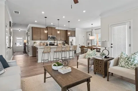 706 Shetland Trail