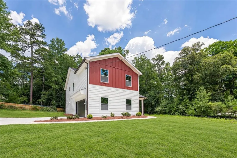 1717 Hilton Ridge Court Lithonia, GA 30058