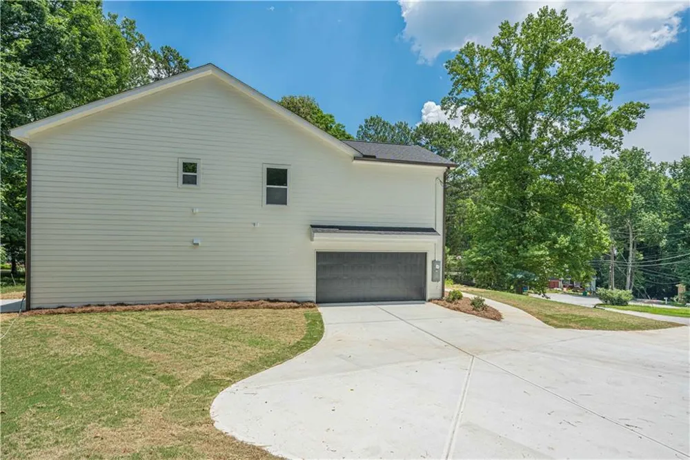 1717 Hilton Ridge Court Lithonia, GA 30058