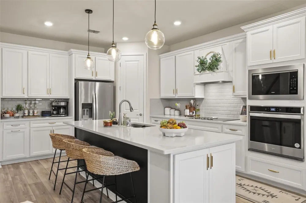 17351 SAW PALMETTO AVENUE Clermont, FL 34714