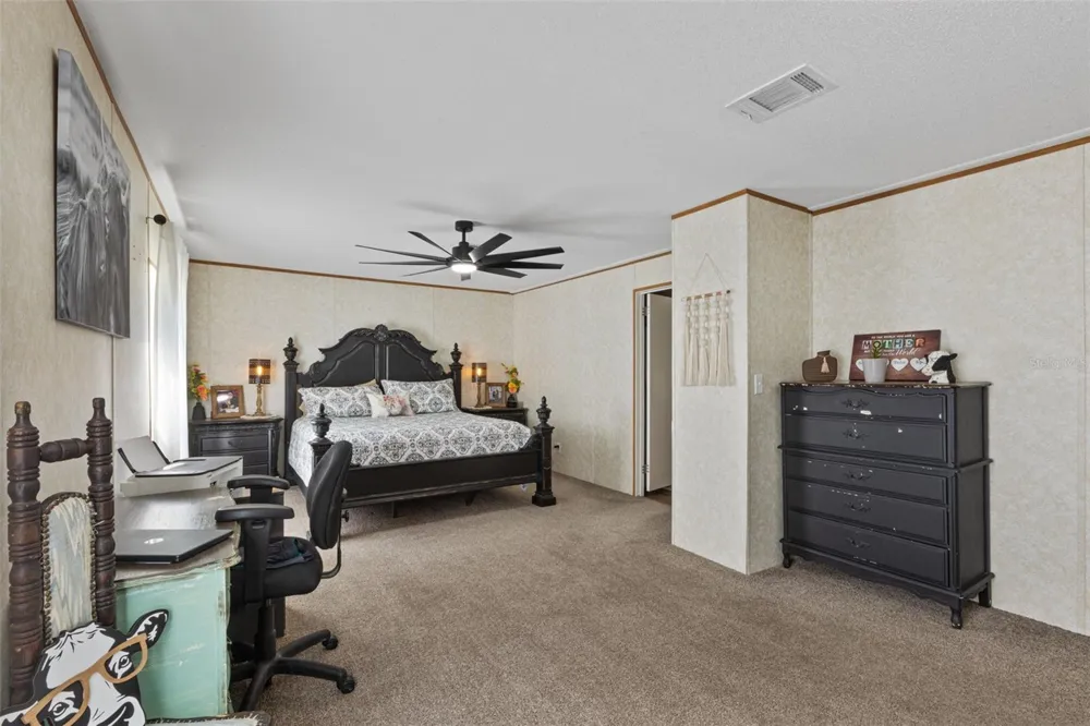 140 SW SPAULDING COURT Fort White, FL 32038
