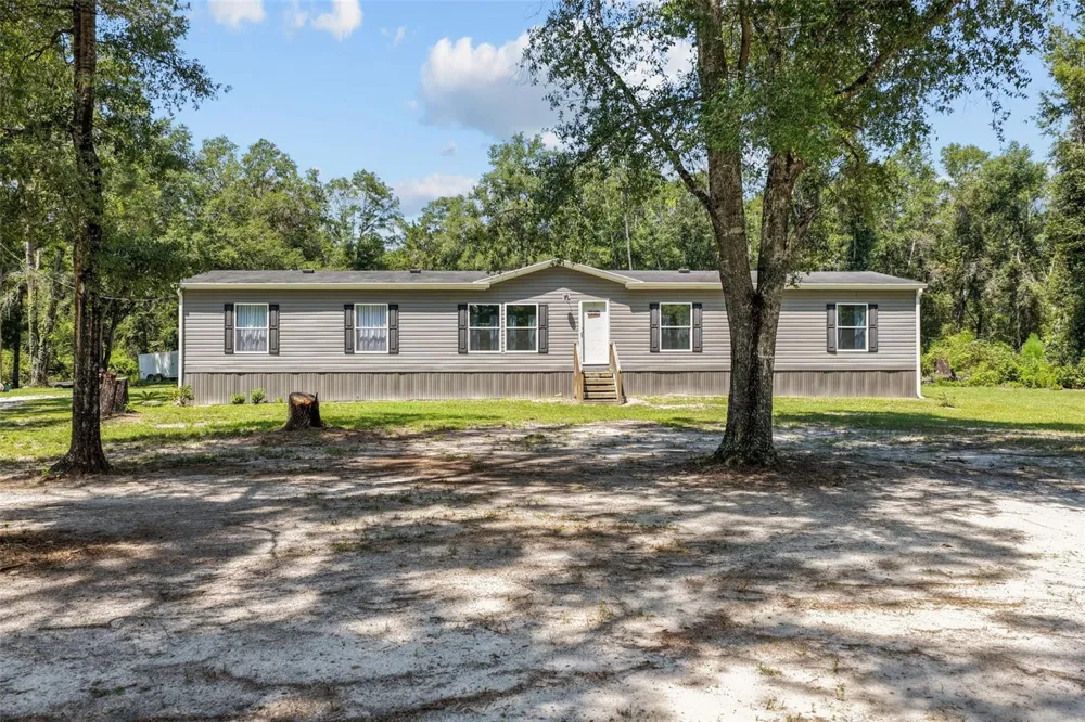 140 SW SPAULDING COURT Fort White, FL 32038