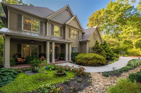 155 Willow Oak Lane