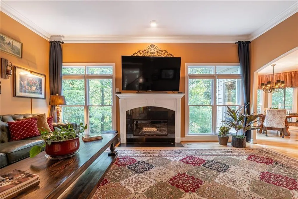 155 Willow Oak Lane Dawsonville, GA 30534