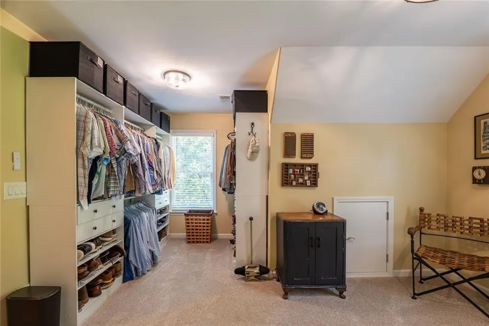155 Willow Oak Lane Dawsonville, GA 30534