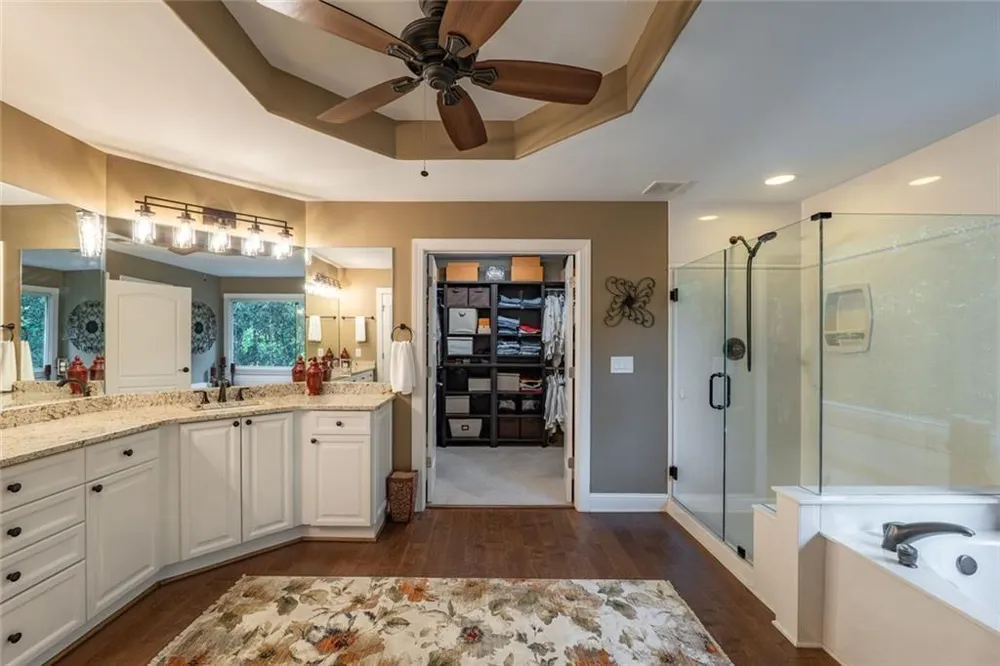 155 Willow Oak Lane Dawsonville, GA 30534