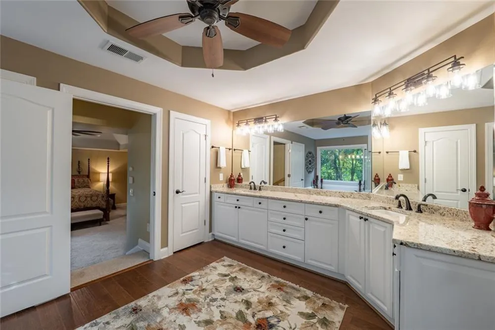155 Willow Oak Lane Dawsonville, GA 30534