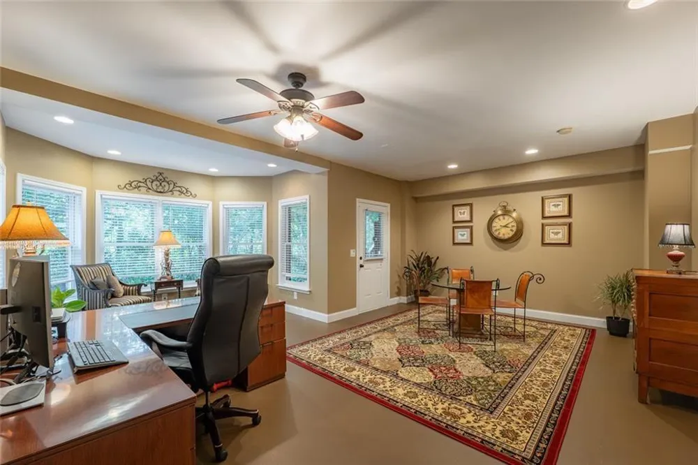 155 Willow Oak Lane Dawsonville, GA 30534