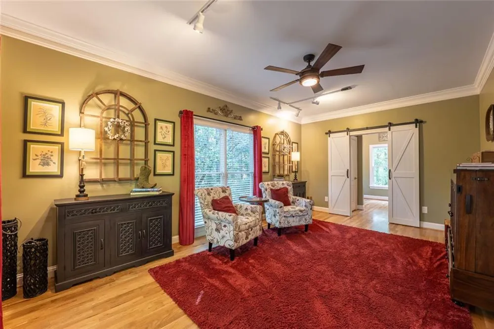 155 Willow Oak Lane Dawsonville, GA 30534