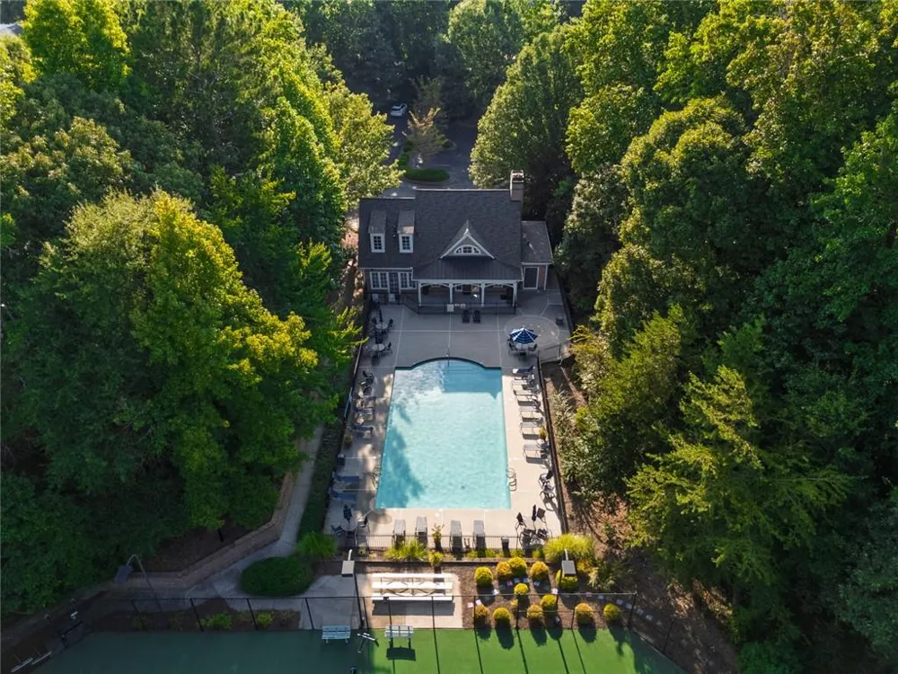 155 Willow Oak Lane Dawsonville, GA 30534