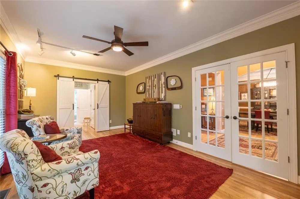 155 Willow Oak Lane Dawsonville, GA 30534