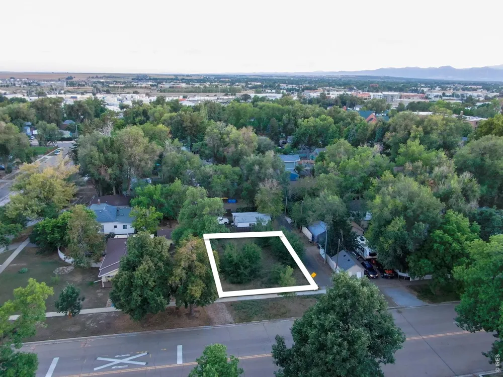 207 5th Avenue Longmont, CO 80501