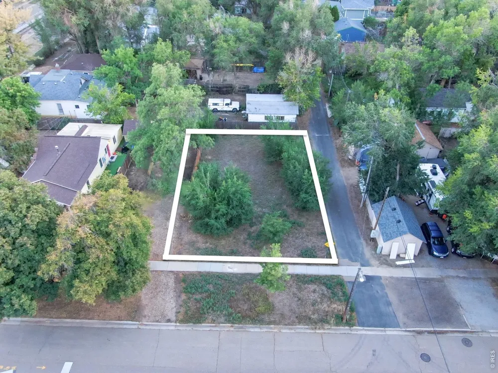 207 5th Avenue Longmont, CO 80501